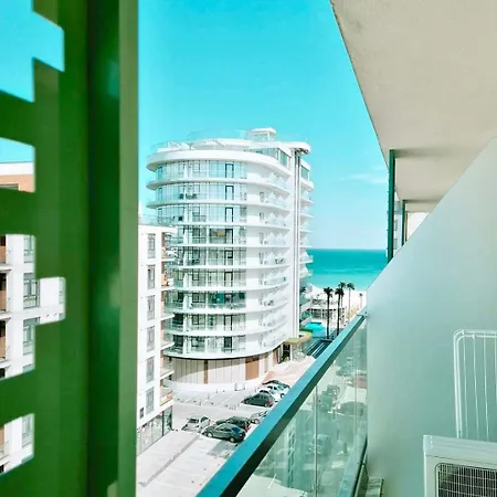 Lotus Aparthotel - Opera Mamaia Apartament 3*